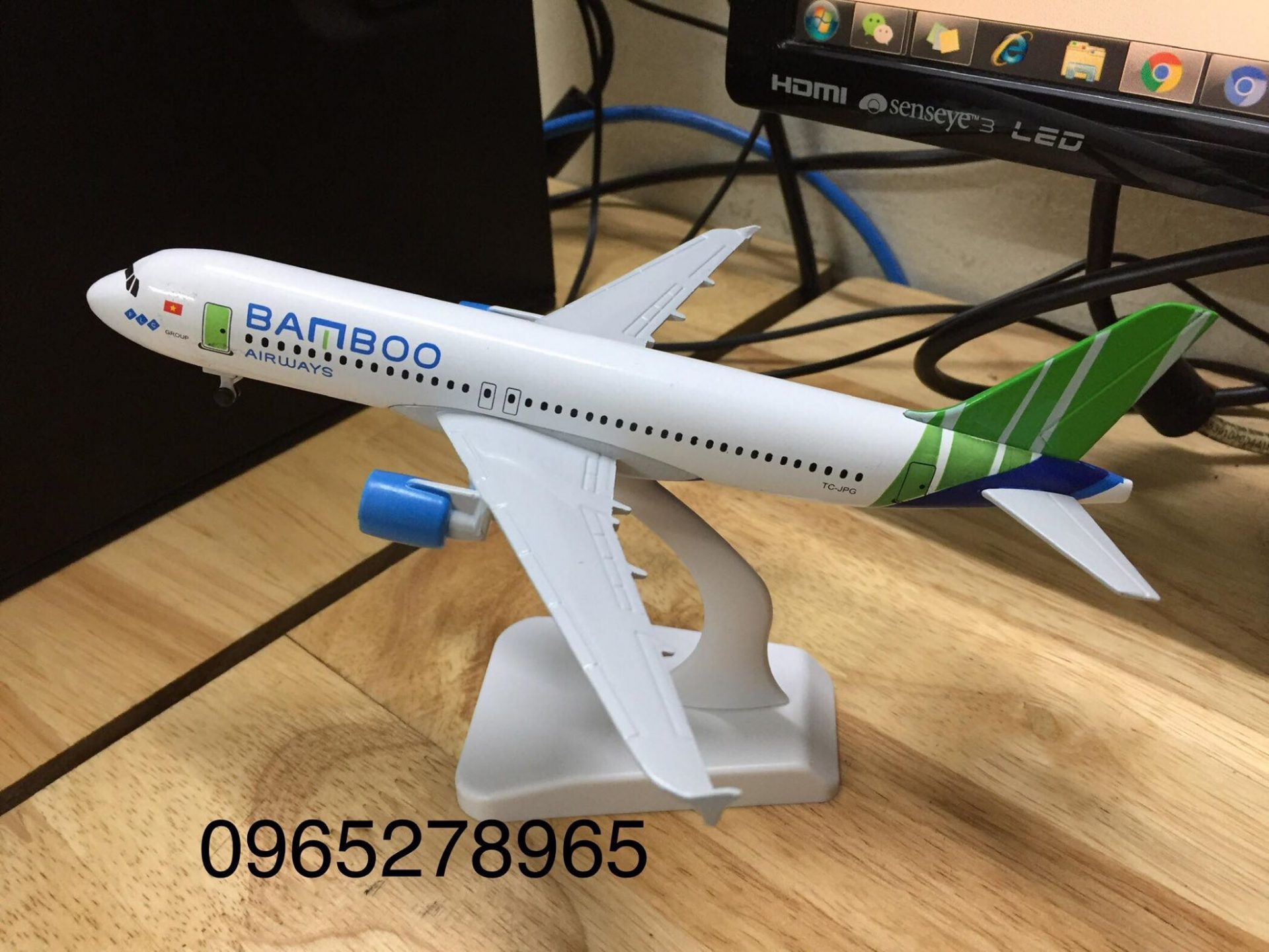 PandaFox Toys  Máy Bay Mô Hình Tĩnh  Tin vui cuối năm Mô hình Bamboo  Airways Airbus A321neo VNA591 JC Wings 1200 đã về đến kho PandaFox  Toys tại HCM và